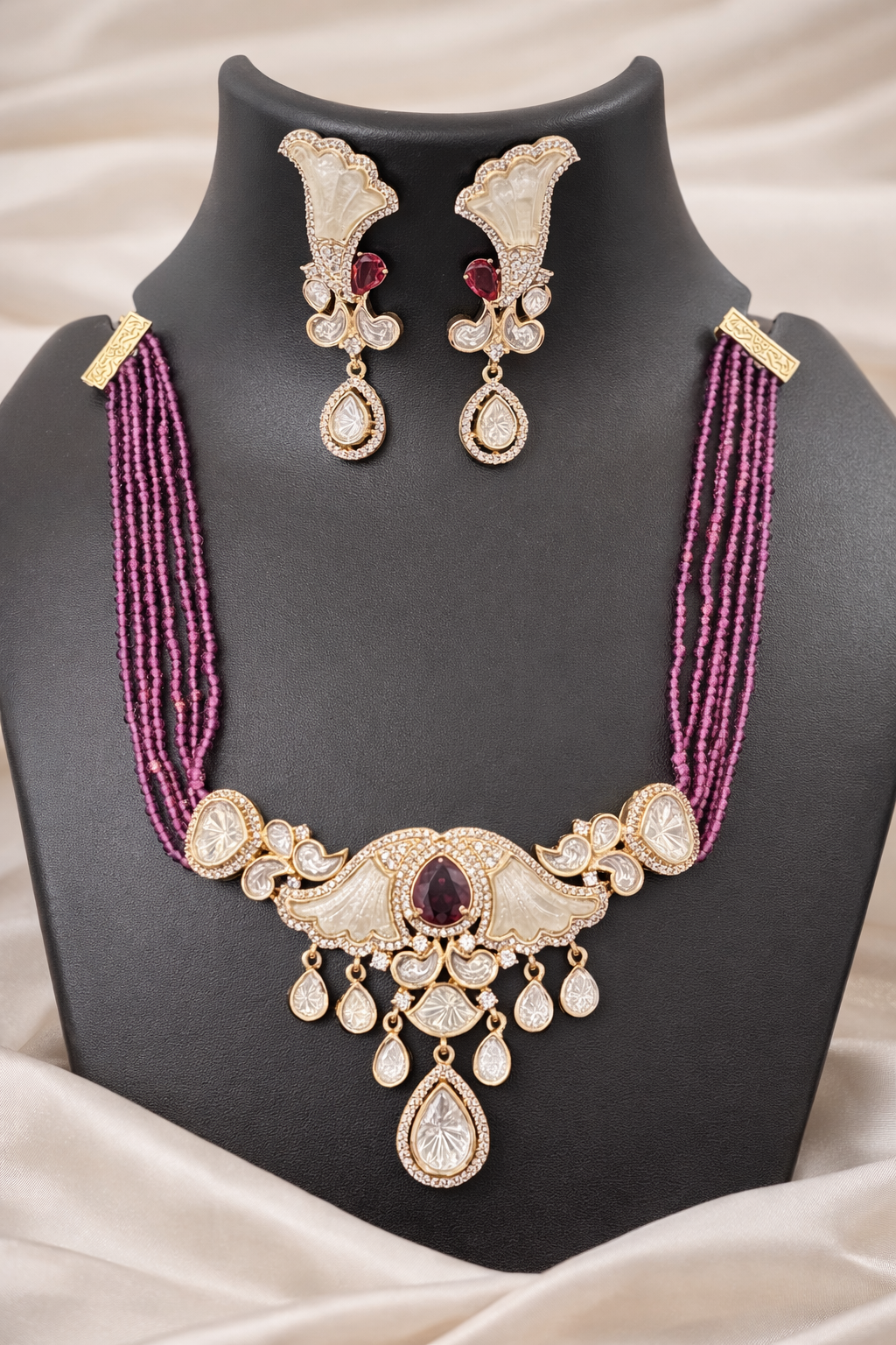 The Gulmarg Crimson Winged Pendant Set