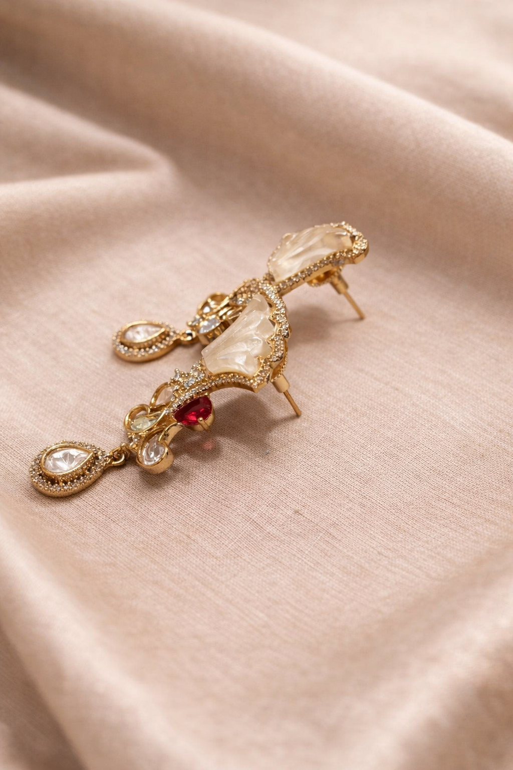 The Gulmarg Crimson Winged Pendant Set