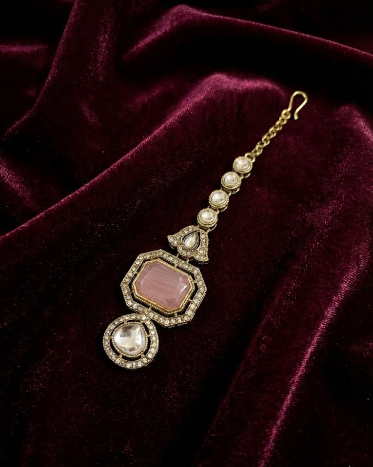 The Blush Pink Heritage Polki Necklace and Mang-Tika Set