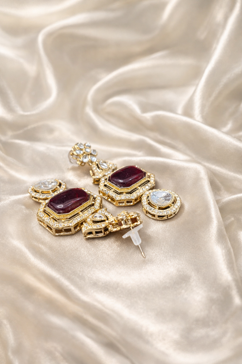 The Crimson Heritage Polki Necklace & Mang-Tika Set - Maroon