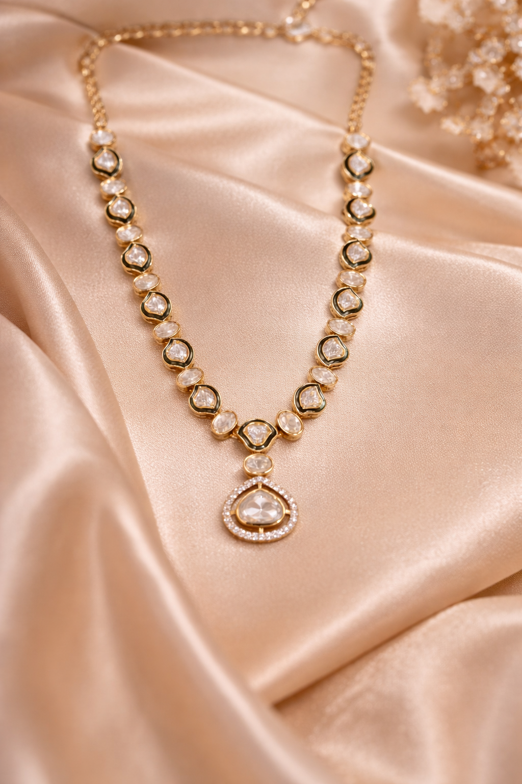 Delicate Grace: Single-Line Polki Pendant Set - Emerald Green