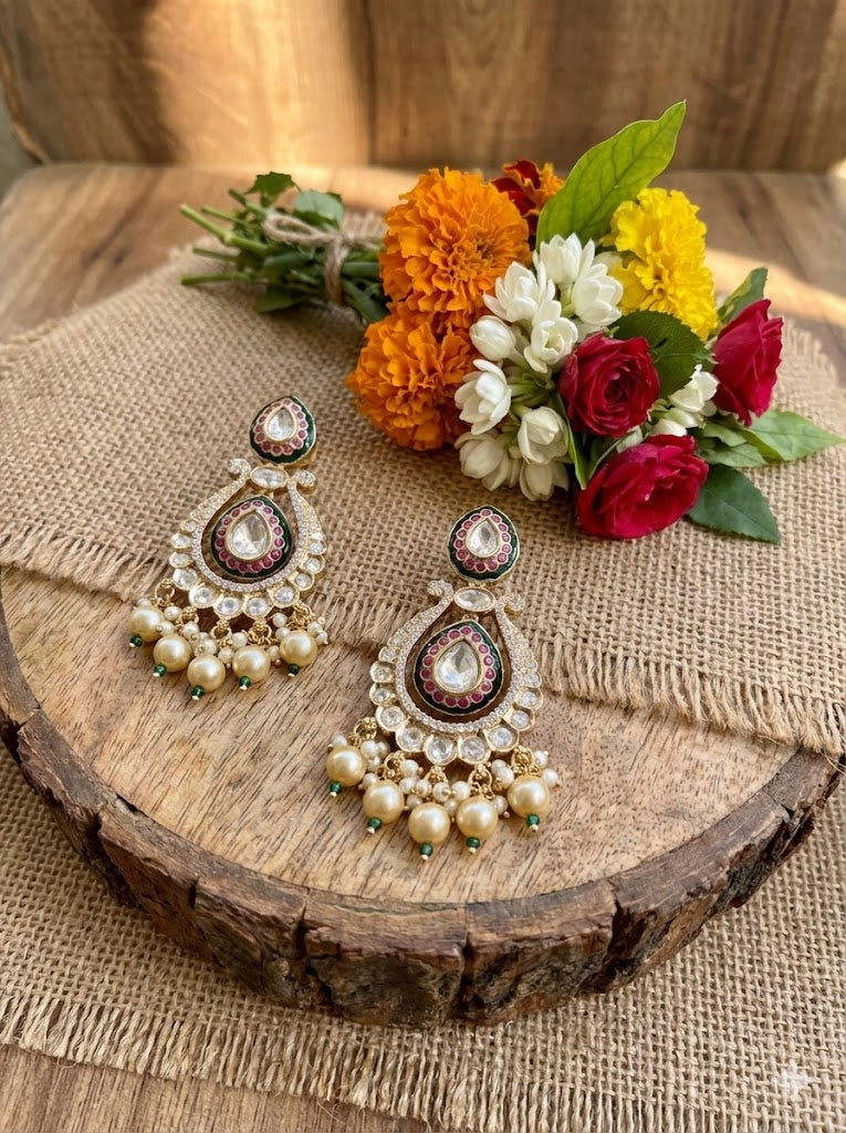 The Maharani Edit: Emerald & Ruby Polki Chandbalis