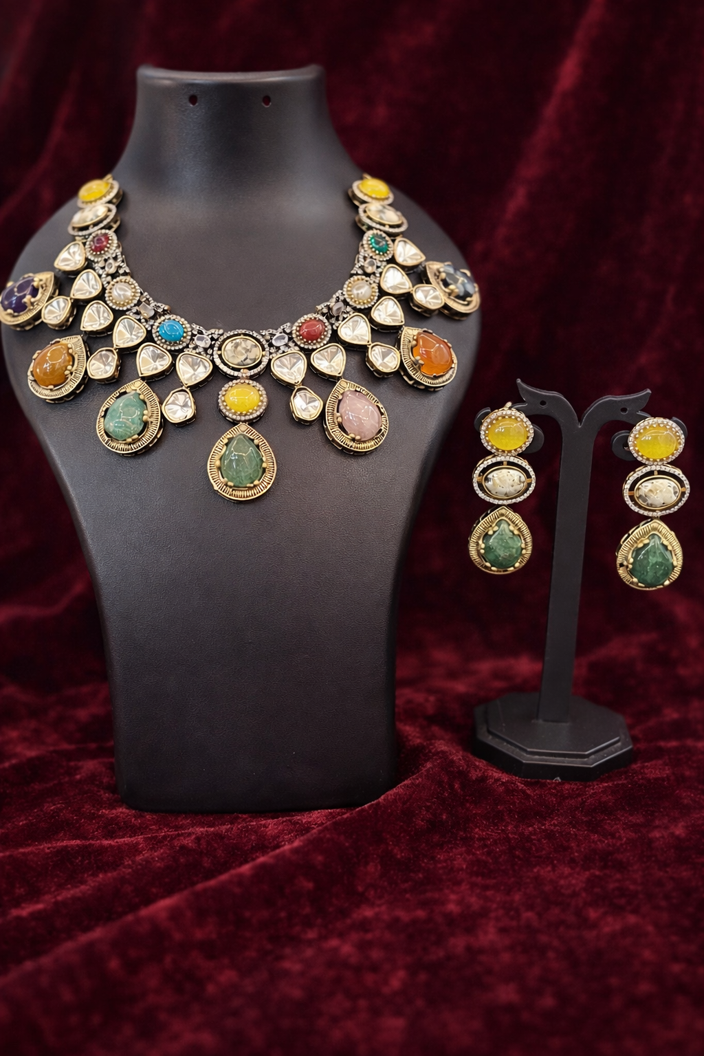 The Rangrez Navratan Necklace Set