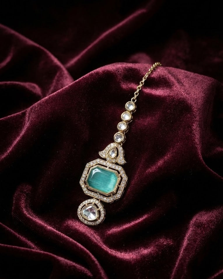 The Aqua Blue Heritage Polki Necklace & Mang-Tika Set