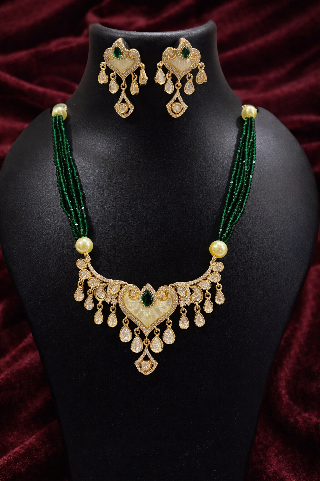 The Sitara Emerald Heart shape Choker Set